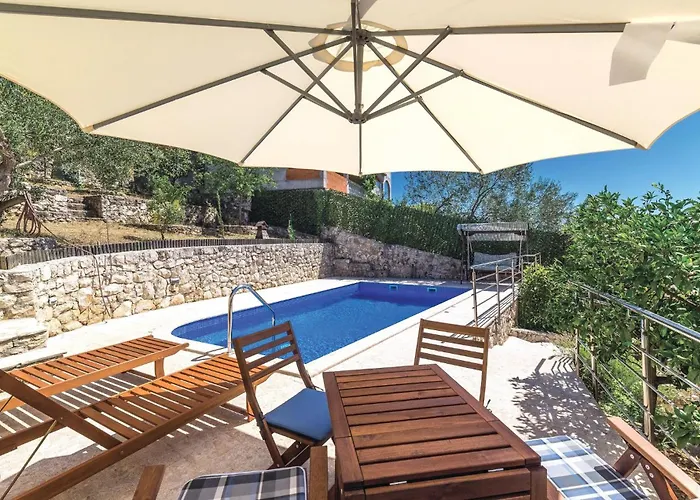 Four-bedroom In Okrug Gornji * Trogir